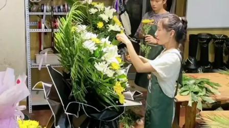 开花店能不能赚钱,成本是多少呢?要怎么样开呢?