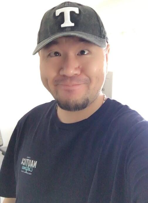抖音虎二个人资料简介图片虎二翻唱歌曲《不仅仅是喜欢你》爆红
