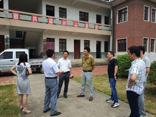落实农村基层党建经费保障,让村社干部工作用心,干的安心,鼓舞和激励