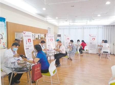 鹤山为高层次人才提供免费体检服务。