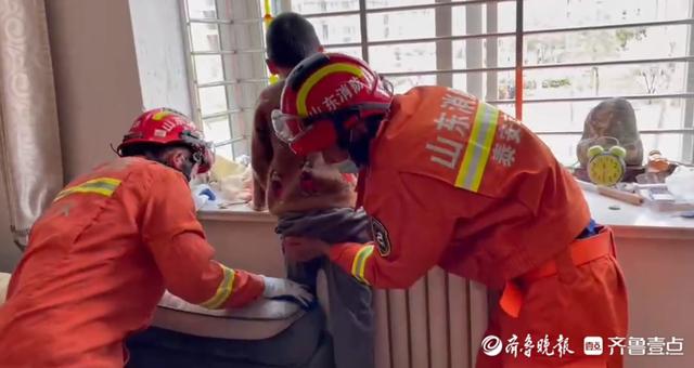 脚踝受伤怎么处理