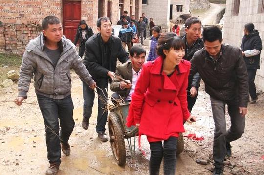 实拍:农村上门女婿胜似儿