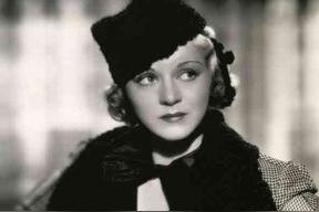 克莱尔&middot;特雷弗