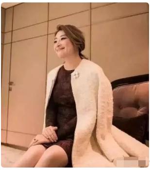 宗馥莉为什么36岁还没结婚宗馥莉人生经历介绍