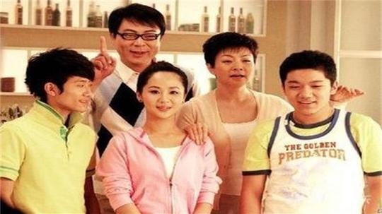 《沙漠骆驼》已过时，杨紫新歌必成抖音神曲，满满都是正能量!