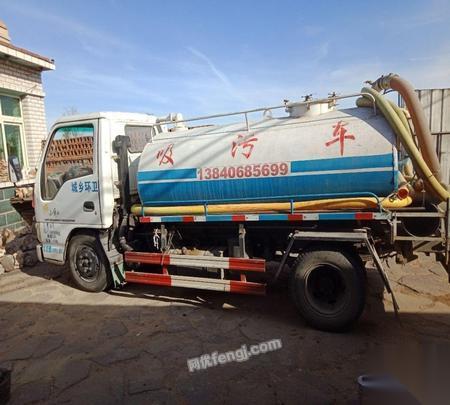 挣钱利器，出售吸粪车32万元