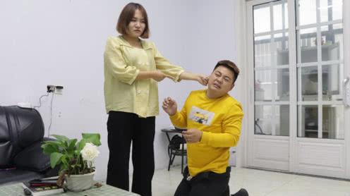 二货老公卖车55000，只给媳妇买个苹果手机，媳妇立马变脸