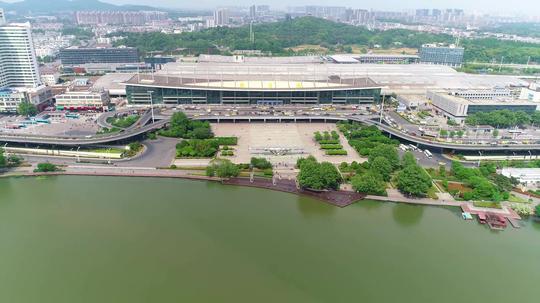 鸟瞰南京火车站_3840x2160_高清视频素材下载(编号:)