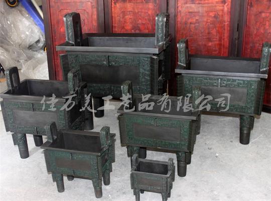 古玩生意兴隆批发市场特色青铜器兽面纹方鼎青铜鼎仿古工艺品