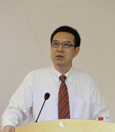 搭建就业创业交流平台土建学院举办大学生就业创业知识讲座