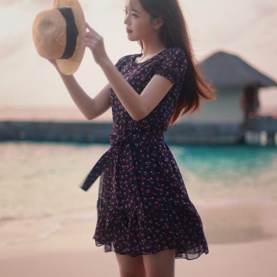 2014夏季新款韩版修身小樱桃雪纺蝴蝶结腰带短泡泡袖连衣裙