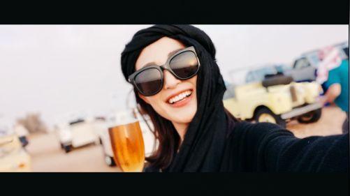 同样是旅拍这个摄影师在迪拜仅用美图v6手机