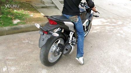250水冷四气门摩托车