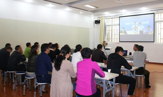 学生处组织学习"本科教学工作审核评估预评估专家组意见反馈会"