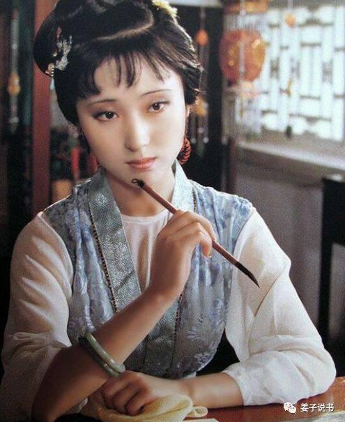 倒是林黛玉进贾府的时候,贾母给姑娘们放假,贾府所有女眷都出来接见