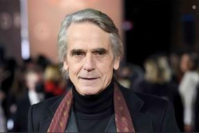 杰瑞米·艾恩斯