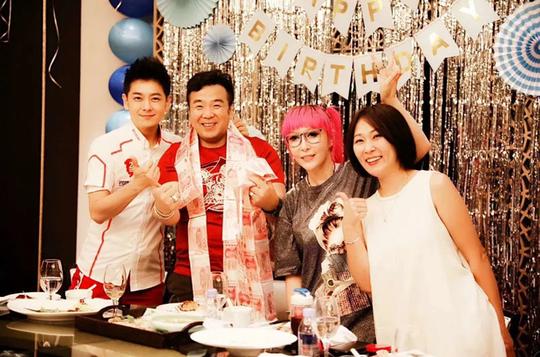 娱人制造平坐车队宁波再创佳绩,林志颖携众赛车手大玩抖音>