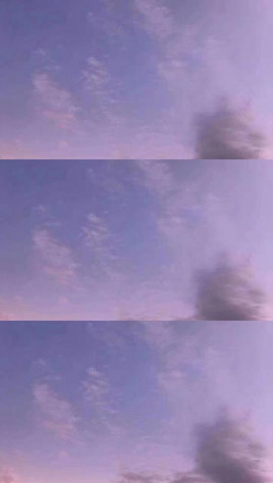 三屏唯美壁纸有些话藏于心底一生都不曾说出口，无声无息，陪伴终老。(图片来源于网络，侵删)