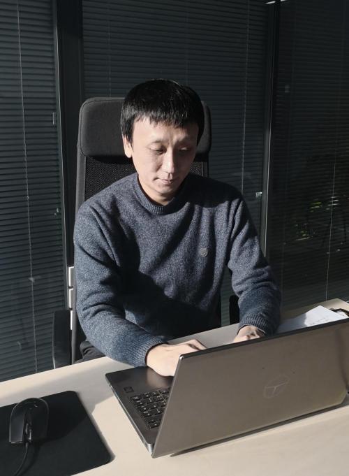 无距科技创始人苏文博获颁2018年度辽宁创业人物