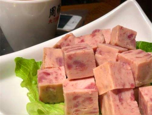 周师兄大刀腰片火锅加盟费用多少钱?加盟不冷门,全年无淡季