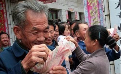 未来农村最赚钱的3个暴利项目只要敢干就能赚钱现在还来得及_图1