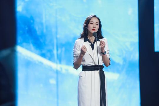 韩雪配音《东方快车谋杀案》实力展现《声临其境》