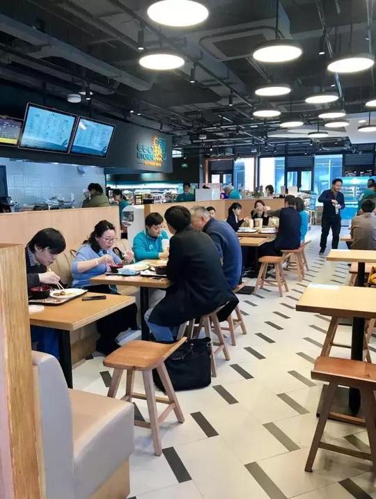 阿里10亿打造的便利店终于开业,全家7-11"好日子"到头