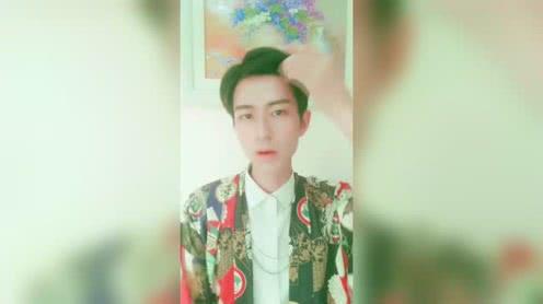 小哥哥小姐姐来了解一下