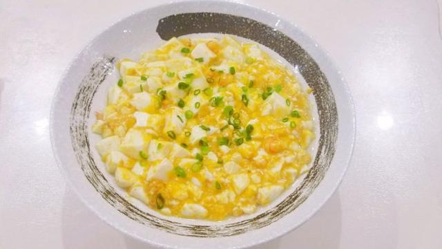 咸中带鲜的蟹黄豆腐的5个做法