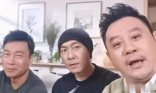 张卫健麦长青同框现身，自曝黎耀祥教拍戏，做生意被泼油漆太无辜