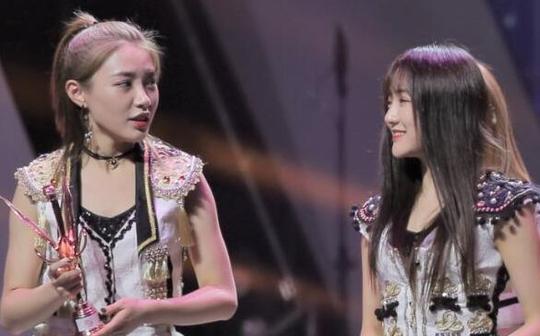【戴莫】【我爱戴莫】《五月天》she_明星_娱乐__哔哩