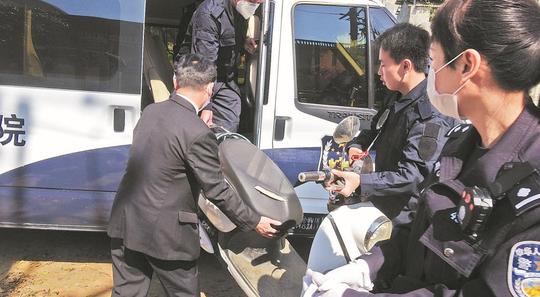 天等县法院:“搜查+扣押”促执行解纠纷