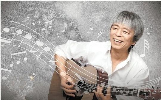 迎着午后的斜阳，听着杨乐&lt;/strong&gt;的《音乐响起》，带着一丝伤感