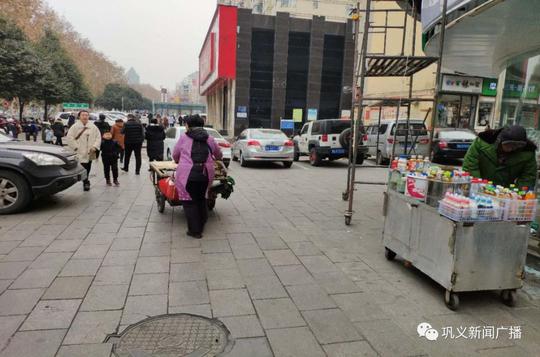 巩义街头,这些店铺被曝光!素质有点低