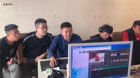 小伙辞职回乡下创业，3年后月入8万，做自媒体月入过万其实很轻