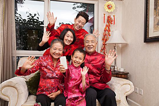 东方家庭过年_图片大全—全景创意图库（quanjing.com）中国领先的正版图片视频素材网站