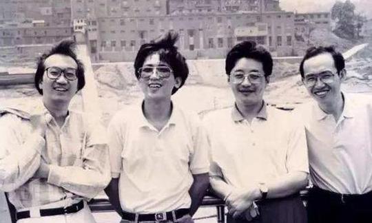 (冯仑与他的创业伙伴)
