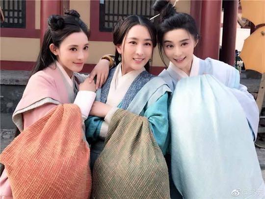 同样带工作室艺人见大场面,范冰冰跟杨幂差这么多?