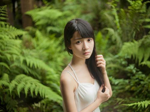 素颜美女森林清新甜美风清纯写真