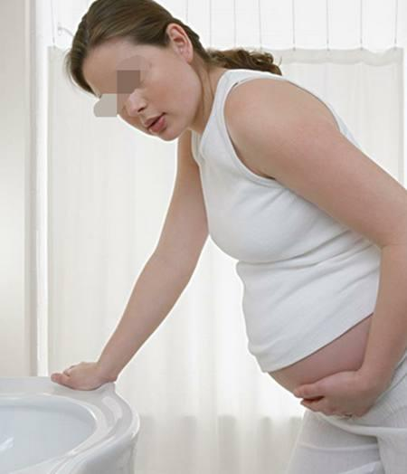 孕中期产检发现胎儿过小，孕妈怎么办