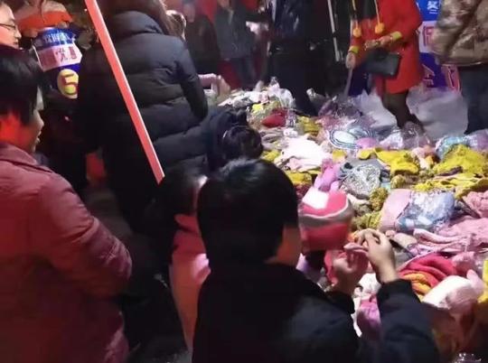 摆地摊创业怎么做