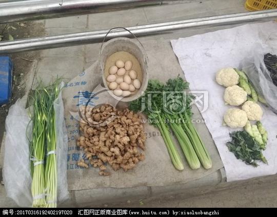 路边蔬菜摊