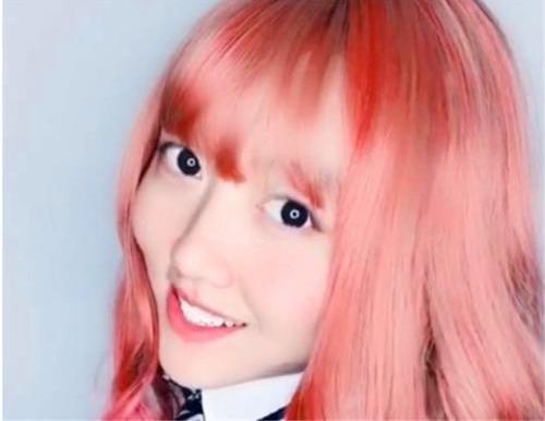 有人说抖音上有些女孩比明星还漂亮，为何却进不了娱乐圈!