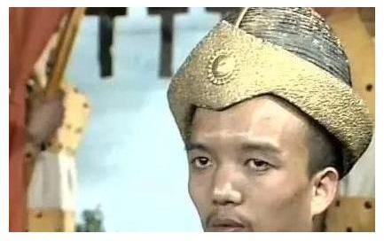 最早一版《封神榜》中的演员，最美妲己私下居然这样?最惨的是他