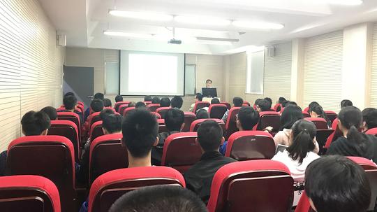 讲座开始通过《互联网+全国大学生创新创业大赛》的参赛高校,参赛项目