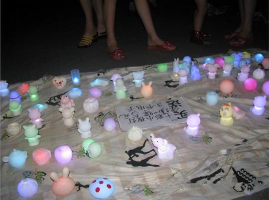 冬天必备地摊货冬天摆摊卖什么好?冬季地摊强货推荐