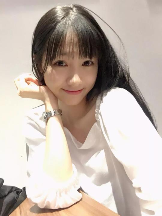 娱乐正文17物流2班李彤欣个人宣言:相信越努力越幸运16物流2班