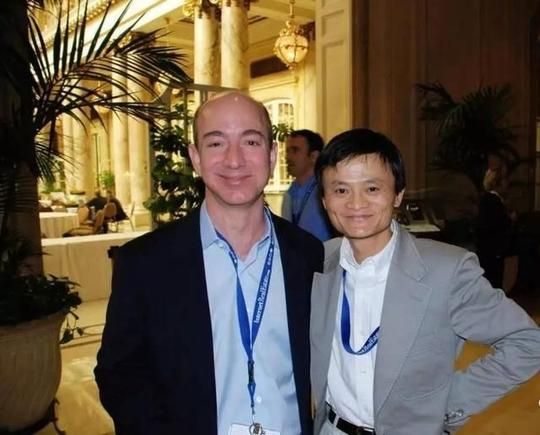 想想马云当时创办阿里巴巴时被人认为是骗子的情景何其相似,他们