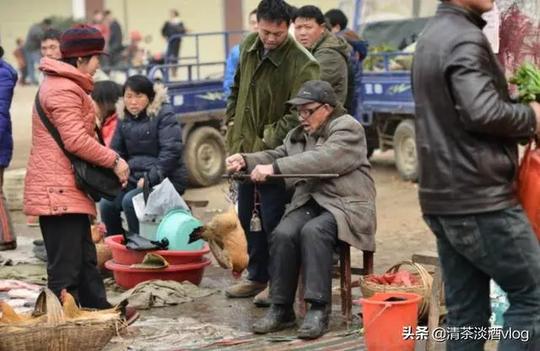 现在农村赶集做点小本生意好吗，卖什么好呢?适合农村的小本生意(小买卖生意)