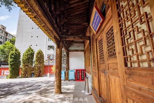 景点|西宁两个冷门景点，虽然都在市区，但没有什么游客